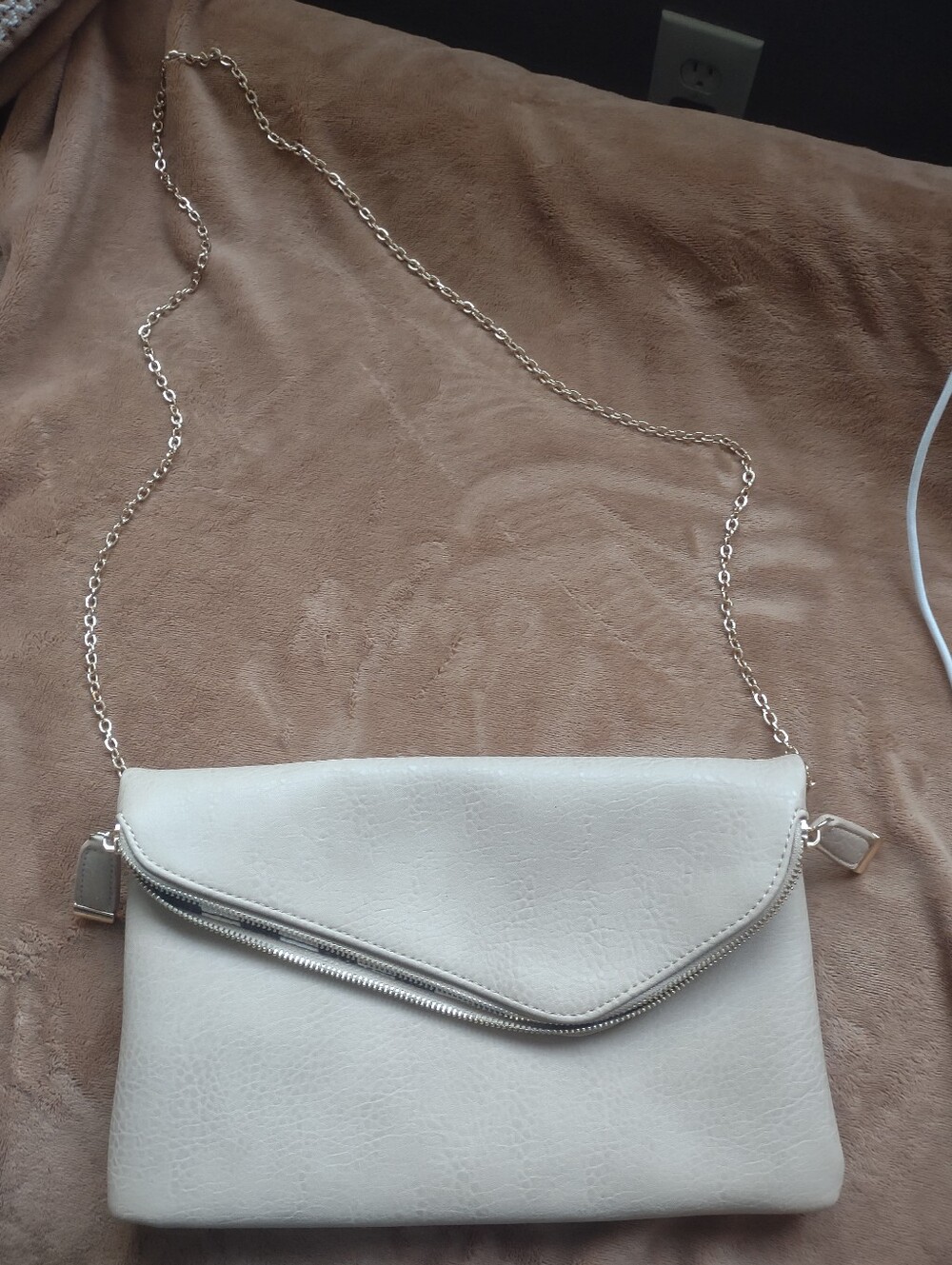 Tan Chain Crossbody Clutch Bag